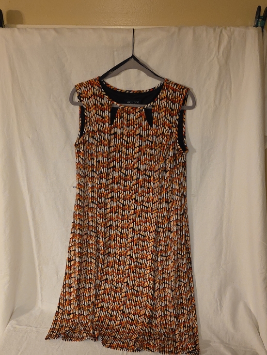 Perceptions Dresses & Skirts - Perceptions Multicolor Pleated Midi Dress in Orange, Black and White